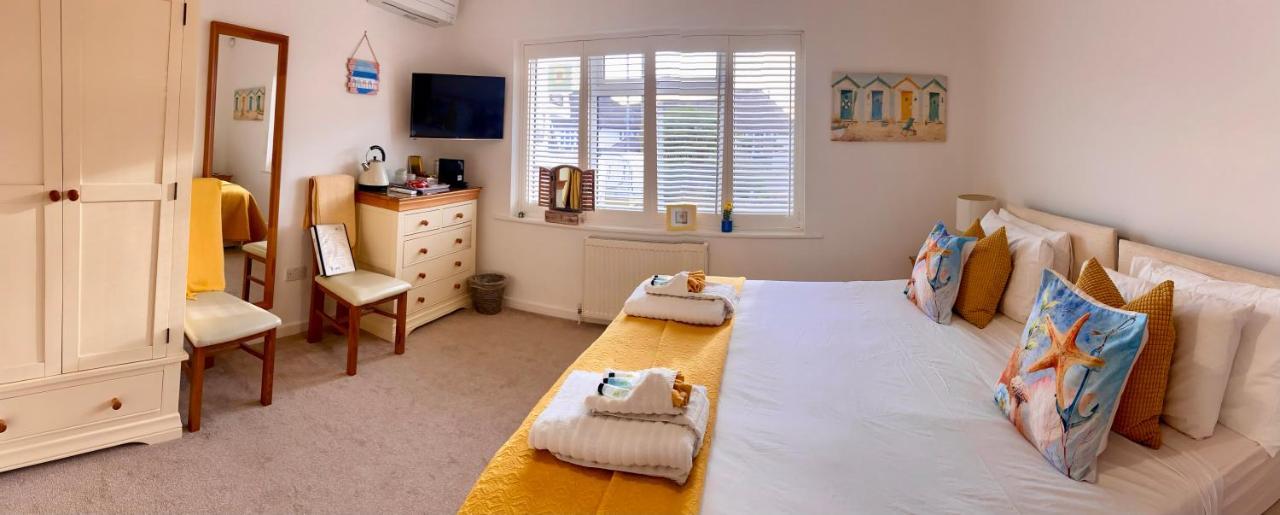 Avon Beach Bed & Breakfast Christchurch  Exterior foto
